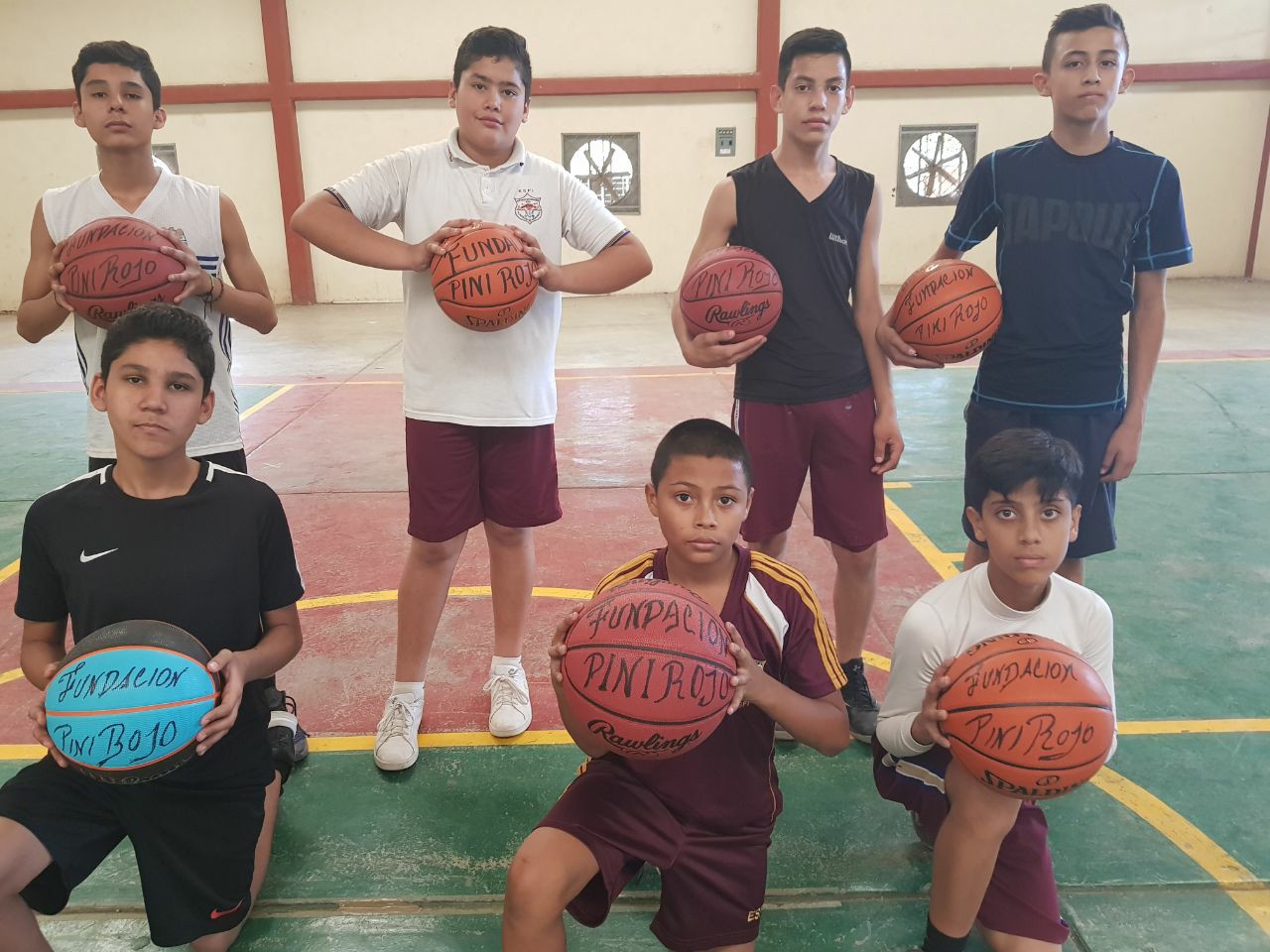Entrega de Balones Basketball ESFI
